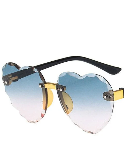 Keep Her Special Heart Lens Sunglasses - Image 4